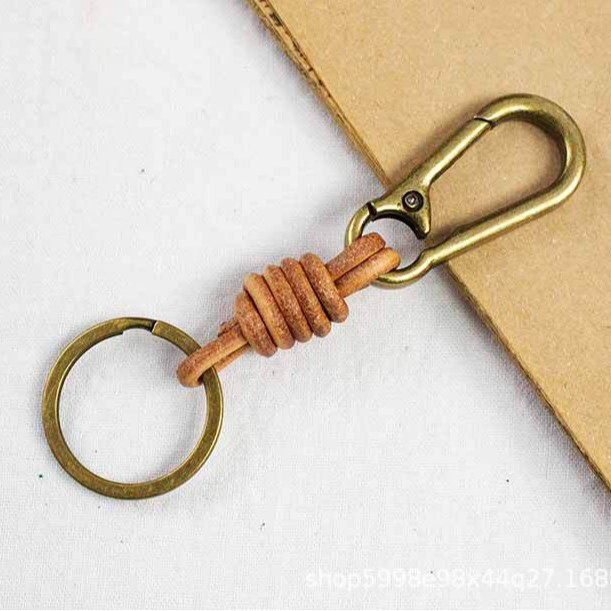 Vintage Cowhide Keychain Pendant Creative Personalized Simple Car Key Chain Ring Men's Women's Bag Hanging Ornaments