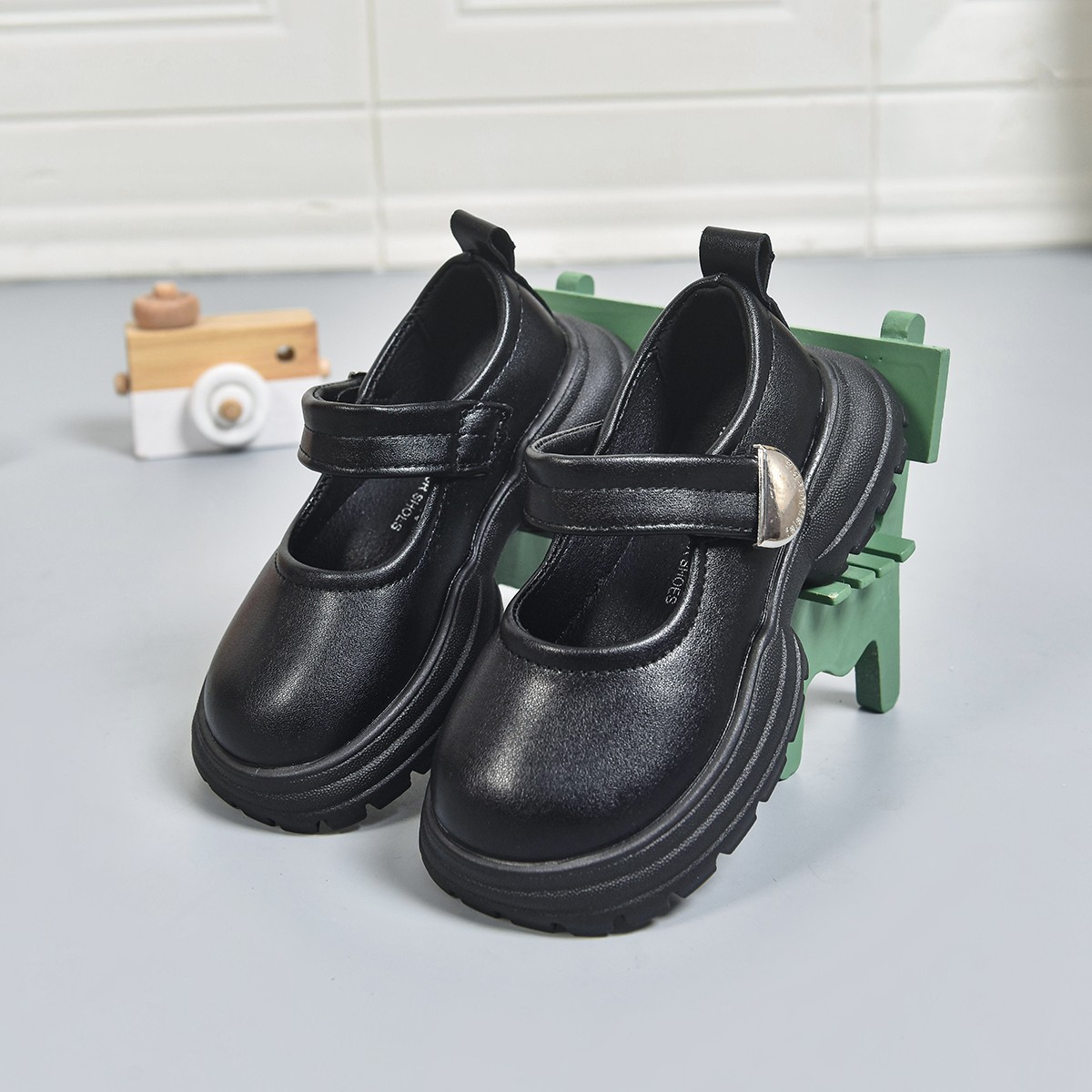 Niñas zapatos franceses de suela gruesa 2026 primavera y otoño nuevos zapatos princesa velcro aumento zapatos muffins japoneses image 5
