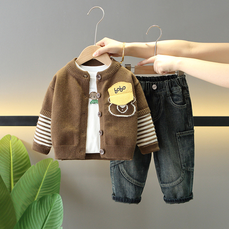 6289 Traje de otoño para niños 2025 Nuevo suéter de primavera y otoño para niños de moda Juego de tres piezas Marca de moda para bebés Versión coreana