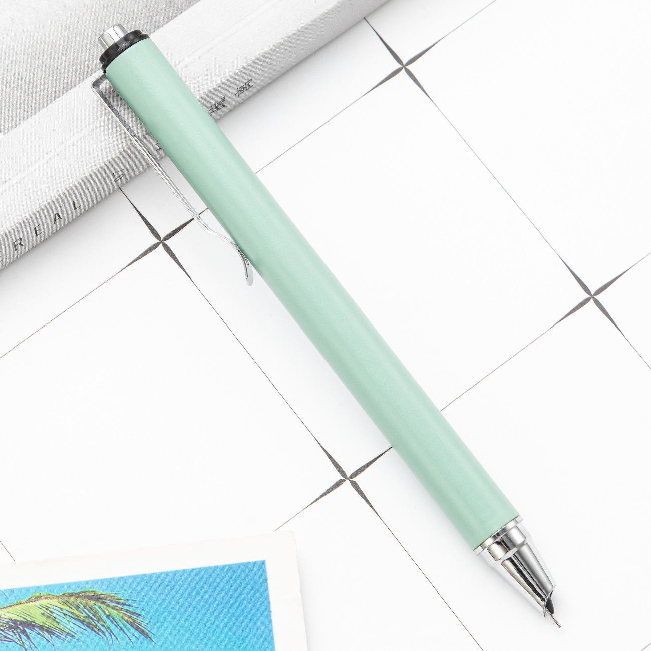 Bolígrafo de dibujos animados creativo al por mayor puede imprimir logotipo de caligrafía de estudiantes de primaria reemplazable bolígrafo de plástico