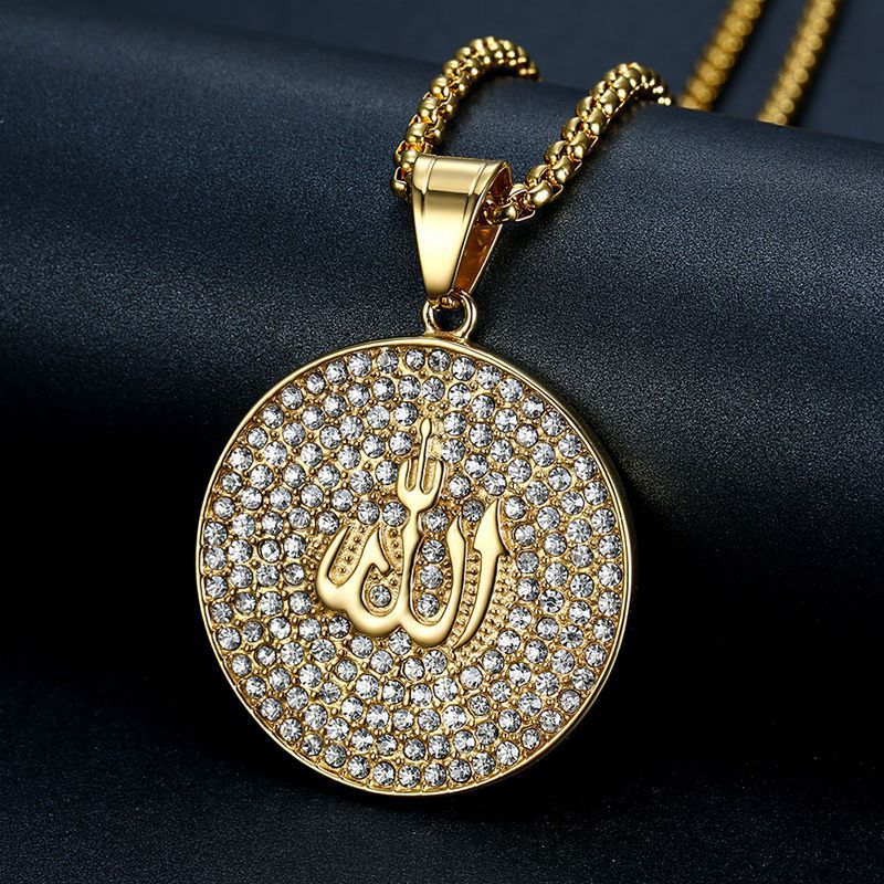 Hip Hop Religiösa Smycken Titanstål Förgylld Diamant Bokstavssymbol Hängsmycke Herr- och Damtröja Halsband_voghion.com