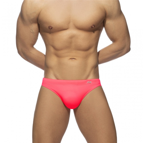 Cross-border swimming trunks men's low-waist bikini briefs solid color nylon swimming trunks cup anti-embarrassment beach pants tethered
