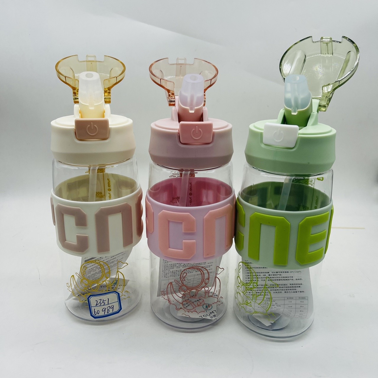 Dometo 2024 nueva taza deportiva 650ml taza de paja de plástico estudiantes taza portátil hervidor de agua al aire libre al por mayor