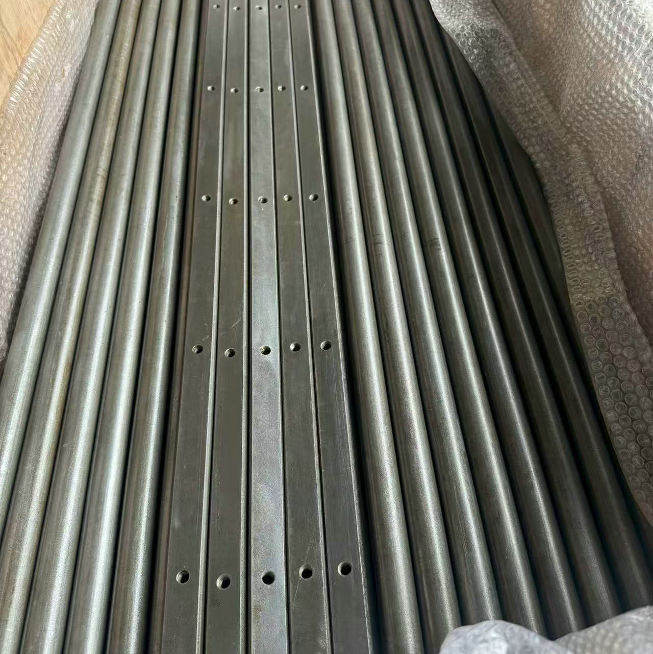 ��������ѹ����� ���ֽ�������óũ����е���ѹ����ᶨ�Ƽӹ�