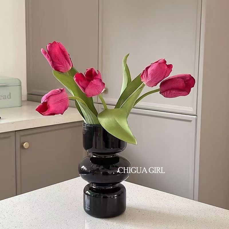 Trompeta negra de bambú