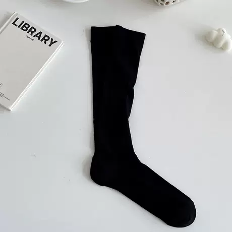 One size fits all (naked socks without packaging)