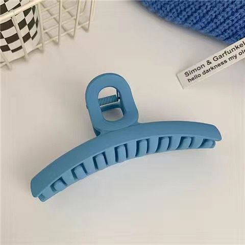 E33B7165BBD9192E344FFACBBF52AA