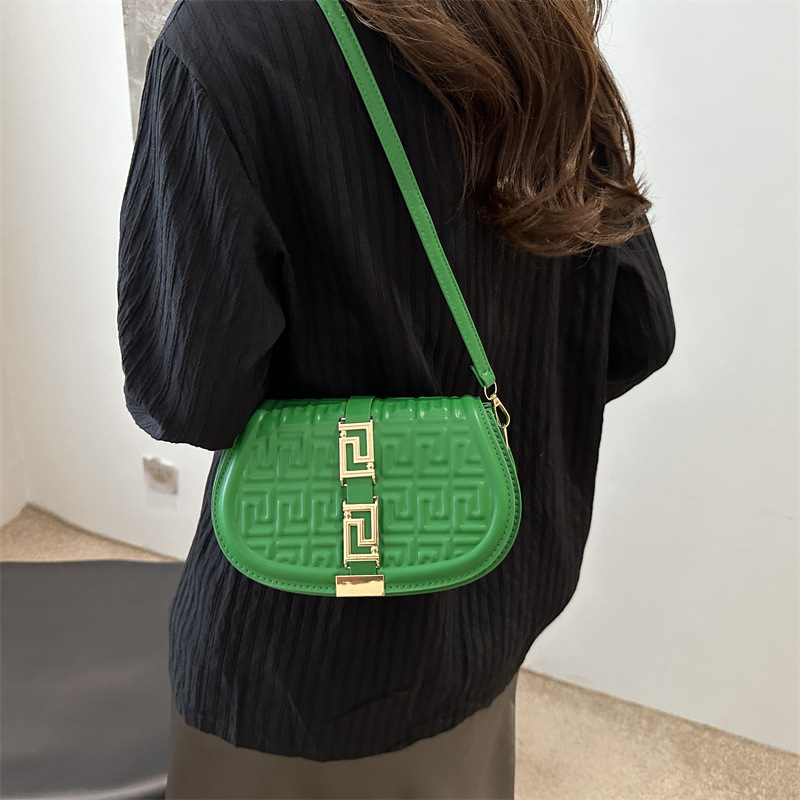 Nuevo retro bolso de impresión axilar 2024 nuevo bolso de moda femenina universal bolso de cadena de hombro