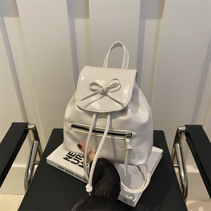 Mochila de nicho coreano para mujeres otoño 2024 nueva moda mochila de moda versátil de un solo hombro bolso de cubo