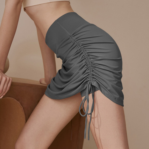 Yoga pants autumn and winter sports short yoga skirt fake two-piece anti-exposure pleated peach hip running skirt