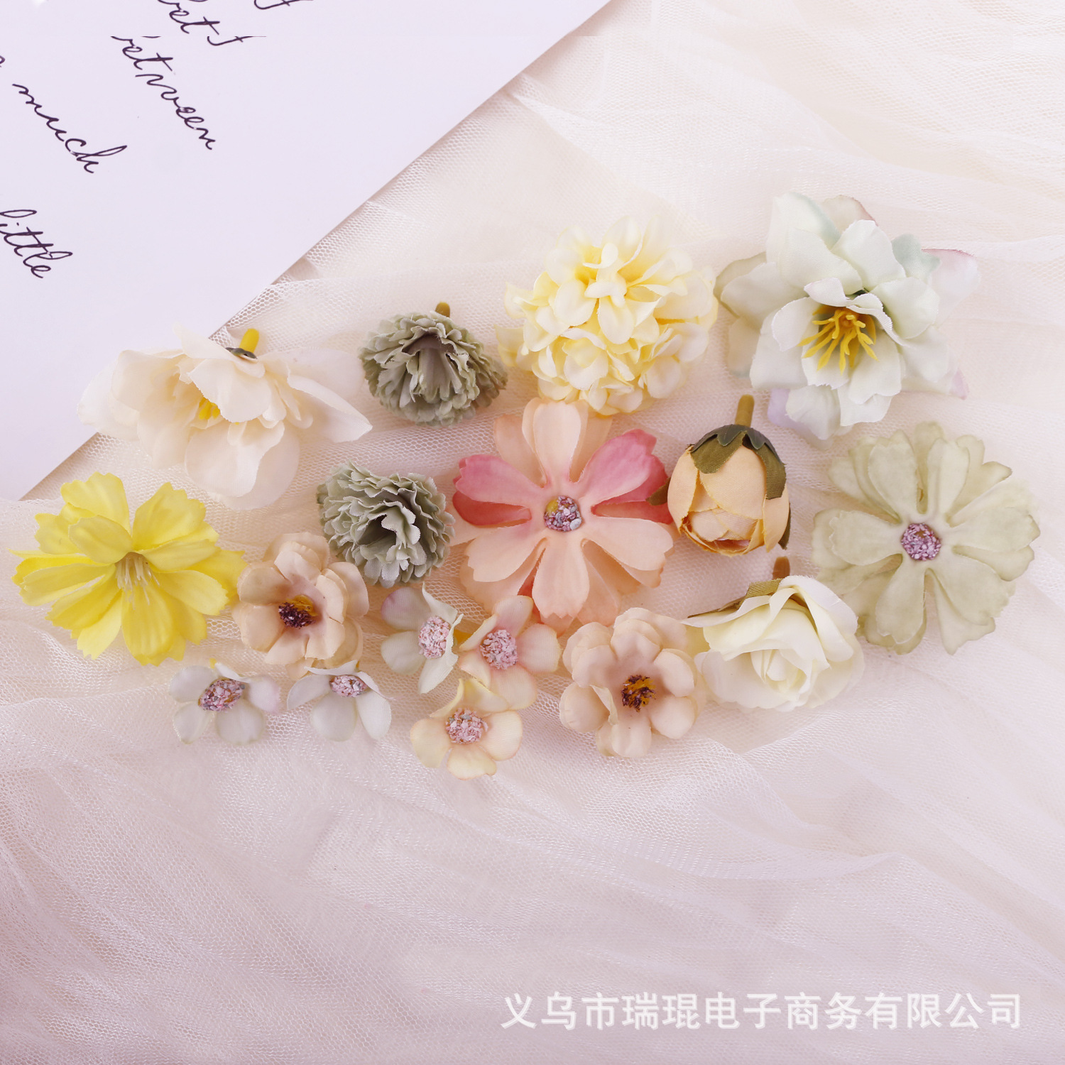 Paquete de material de flor artificial Flor de seda bricolaje accesorios de guirnalda hechos a mano Hanfu estilo antiguo tocado dolor paquete material Decoración