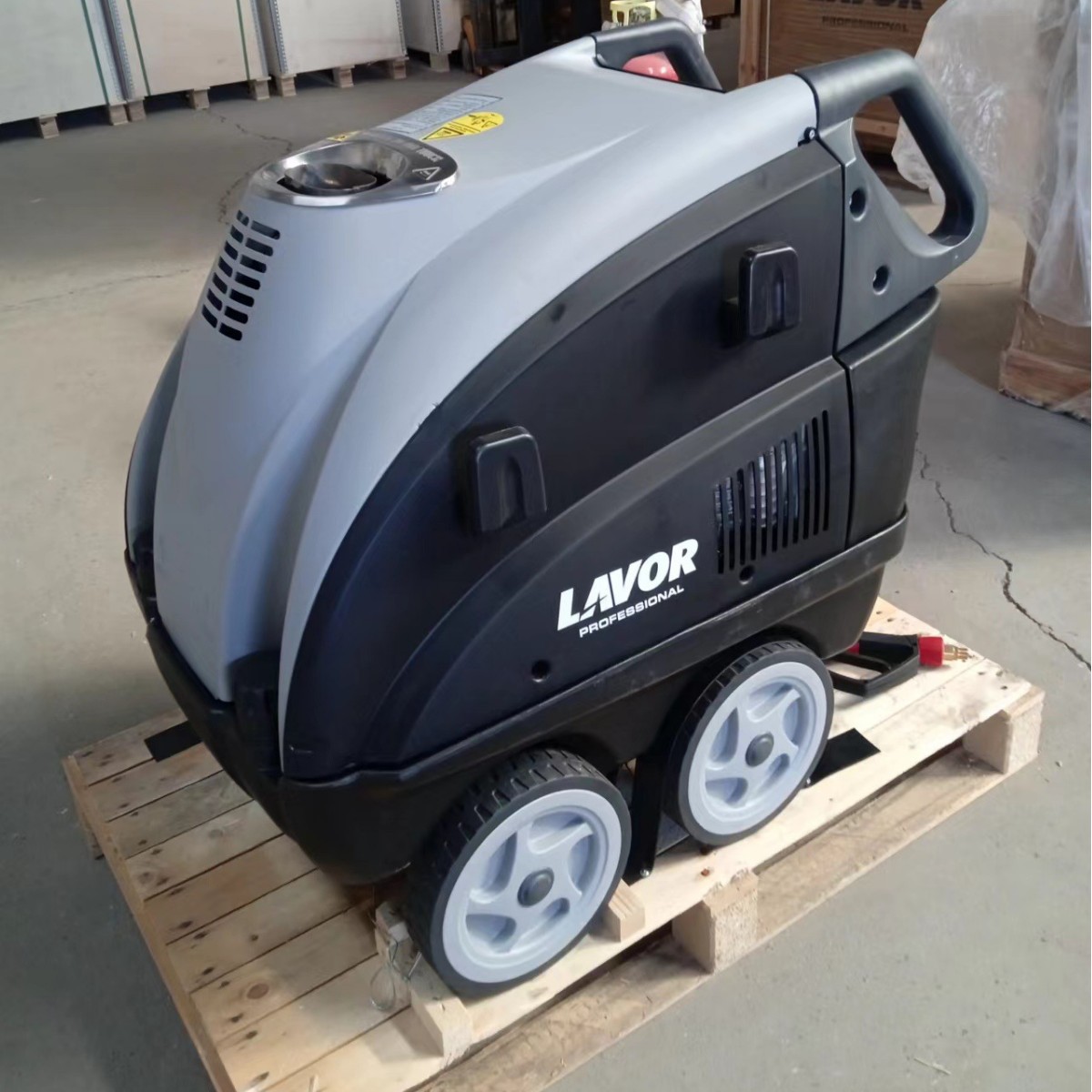 HLR热水高压清洗机 高压工业冲洗机 去油污油垢清洗机 柴油清洗机