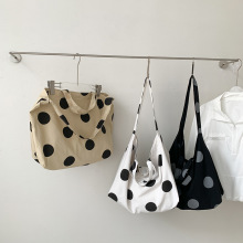 ���c��������Ů�ļ�2025�¿���nϵ�μ����ذ��W�������������