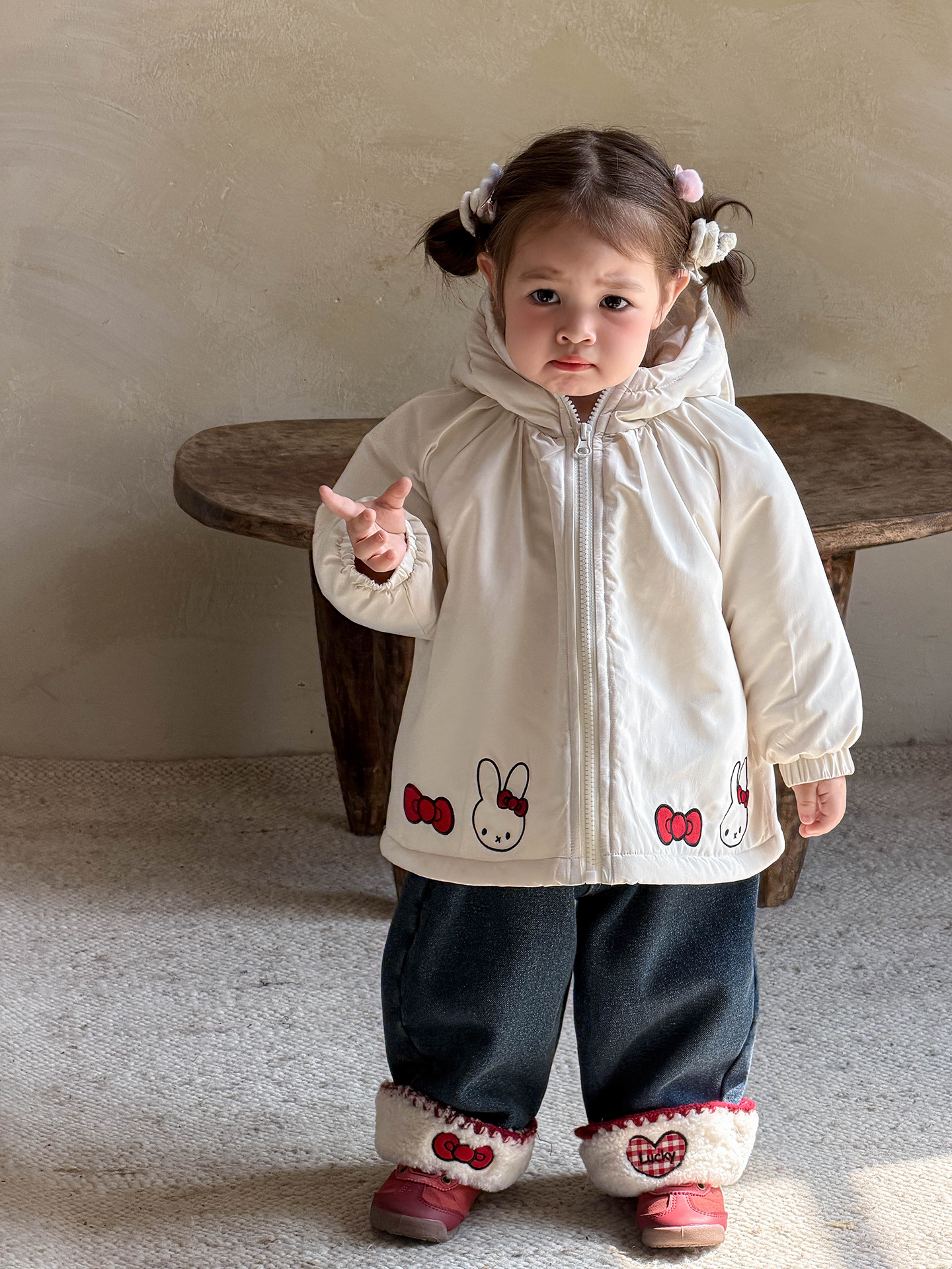 Sugar Pear ropa infantil de niñas de algodón ropa de invierno 2025 aire extranjero engrosado abrigo de algodón para niños ropa de bebé chaqueta de algodón