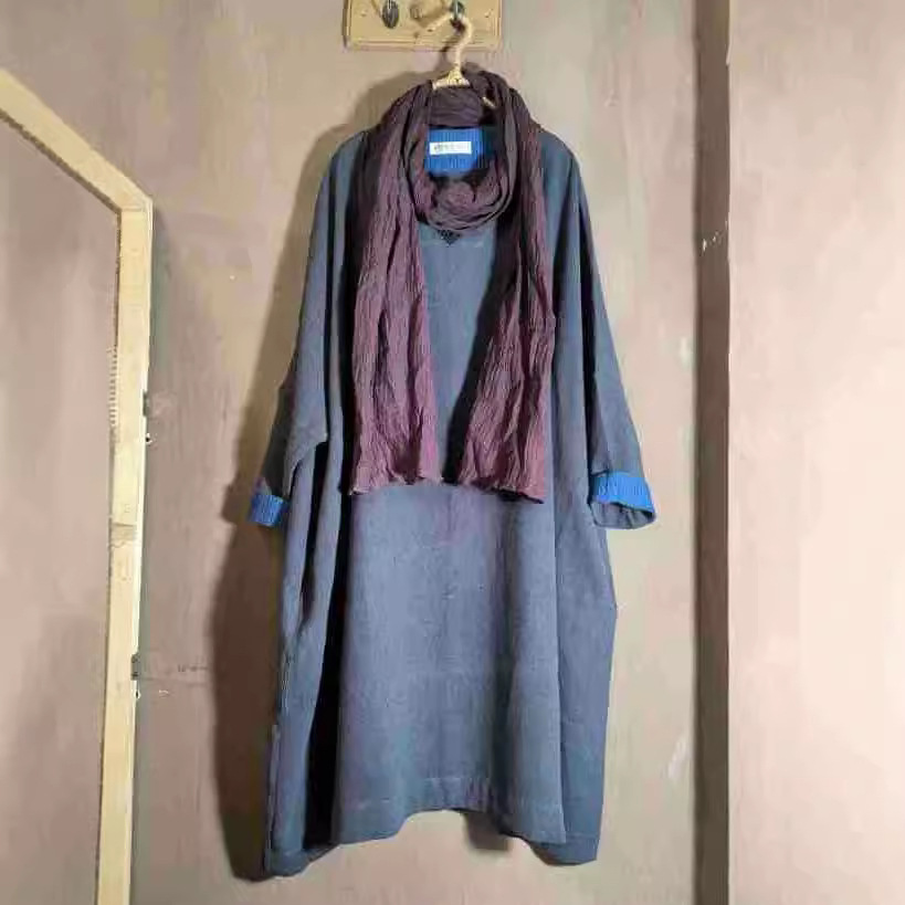 Genuine design autumn retro ethnic dress