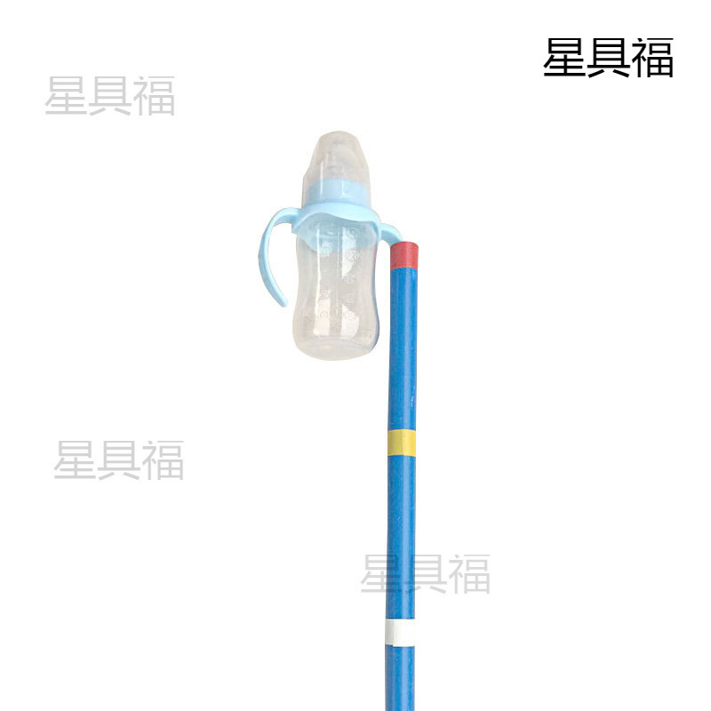 魚の大型の哺乳瓶の乳首のインタラクティブな哺乳瓶は乳を与えます。|undefined