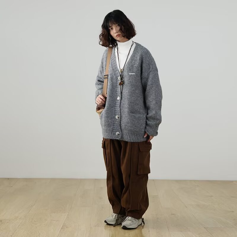 봄, 가을 유행 대학 스타일 루즈 캐주얼 게으른 스웨터 재킷 남성용 일본 솔리드 컬러 V 넥 카디건 스웨터