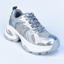 �yɫ��������ϵ�ЬŮ�Ԍ�ͬ��С�t��������������ƽ��Դ�^��