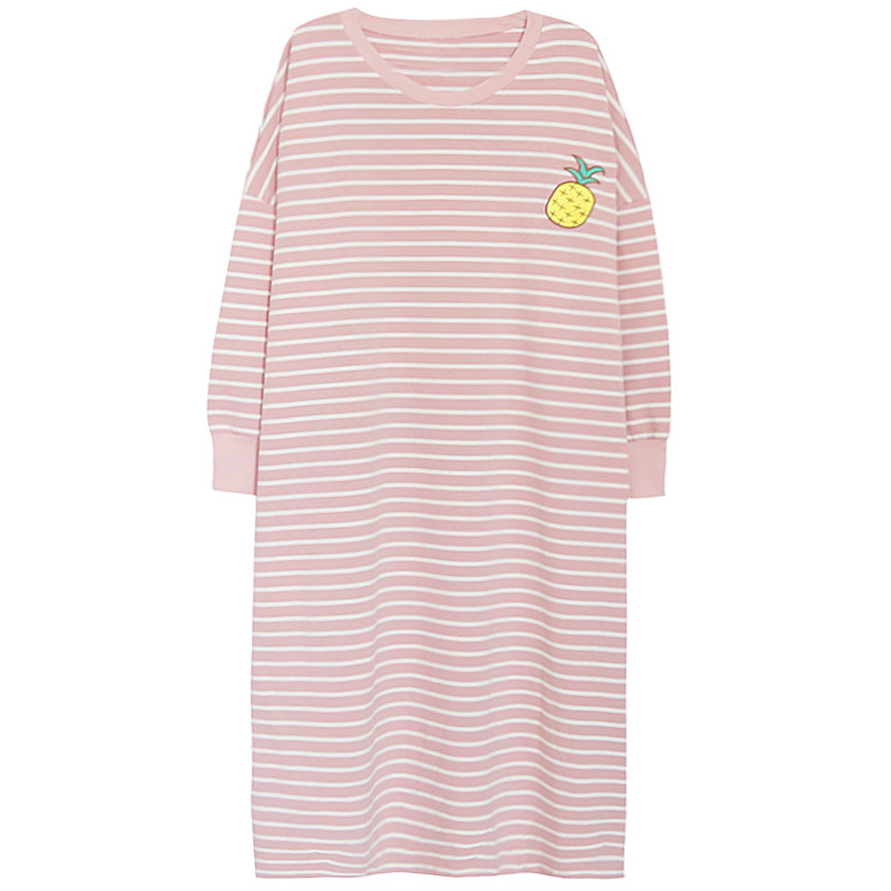 Primavera y otoño 2024 nuevo vestido de pijama de manga larga red rojo ins viento suelto bordado vestido de frutas a rayas ropa para el hogar