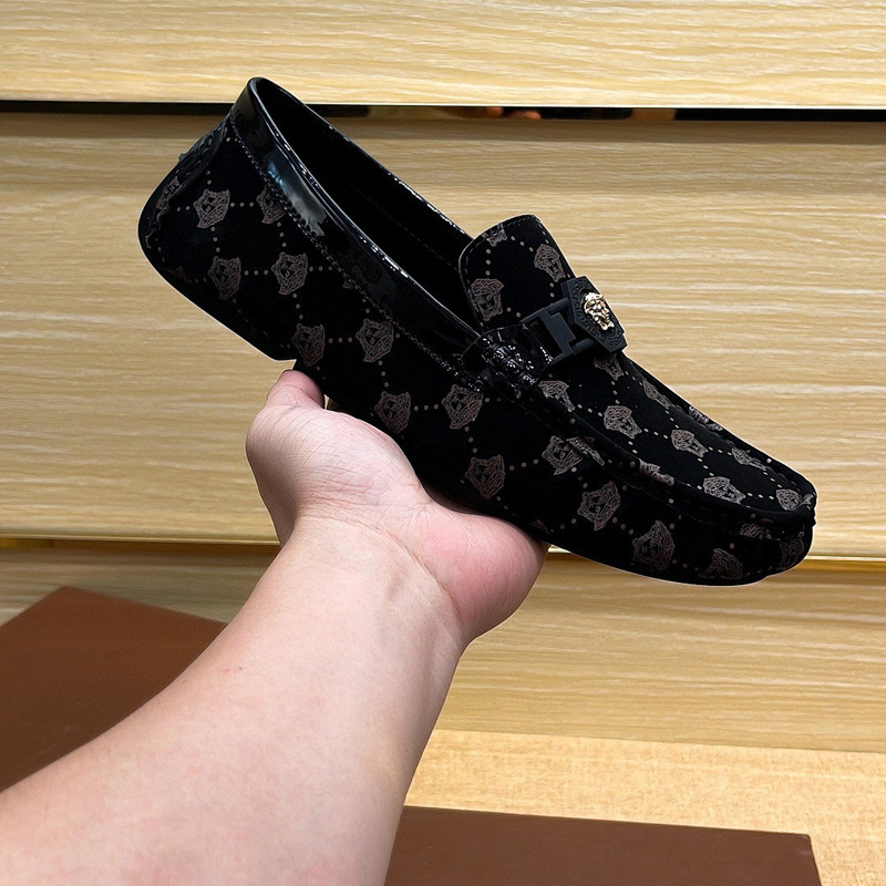 Nuevos zapatos de hombre de primavera y otoño, zapatos de cuero casuales europeos, zapatos de cuero para hombres, zapatos de cuero para hombres, zapatos de hombre transpirables.