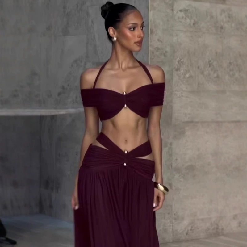 European and American Women's Clothing 2026 Summer New Sexy Halter Neck Crop Top Slim Fit Hip-Hugging Skirt Set for Women European and American Women's Clothing 2026 Summer New Sexy Halter Neck Crop Top Slim Fit Hip-Hugging Skirt Set for Women