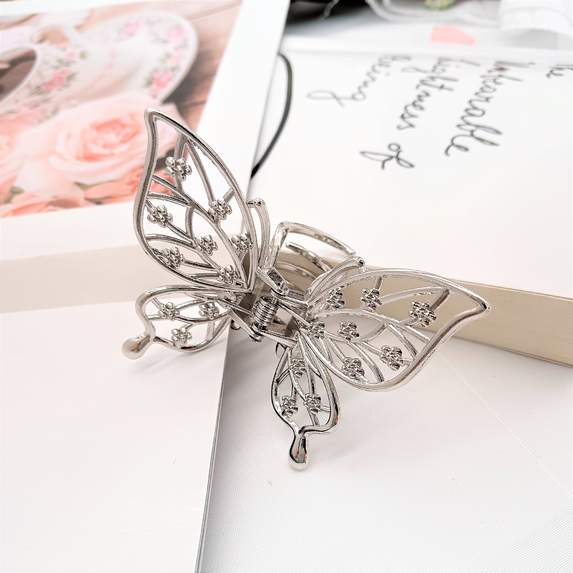 55g Weight Hair Claws Hair Accessories Type 1 Piece Quantity Holiday, Daily Occasion Alloy Material Solid Color Pattern Women's Gender Plating Design Simple Style, Classic Style Style Women's Simple Style Classic Style Solid Color Alloy Plating Hair Claws 9