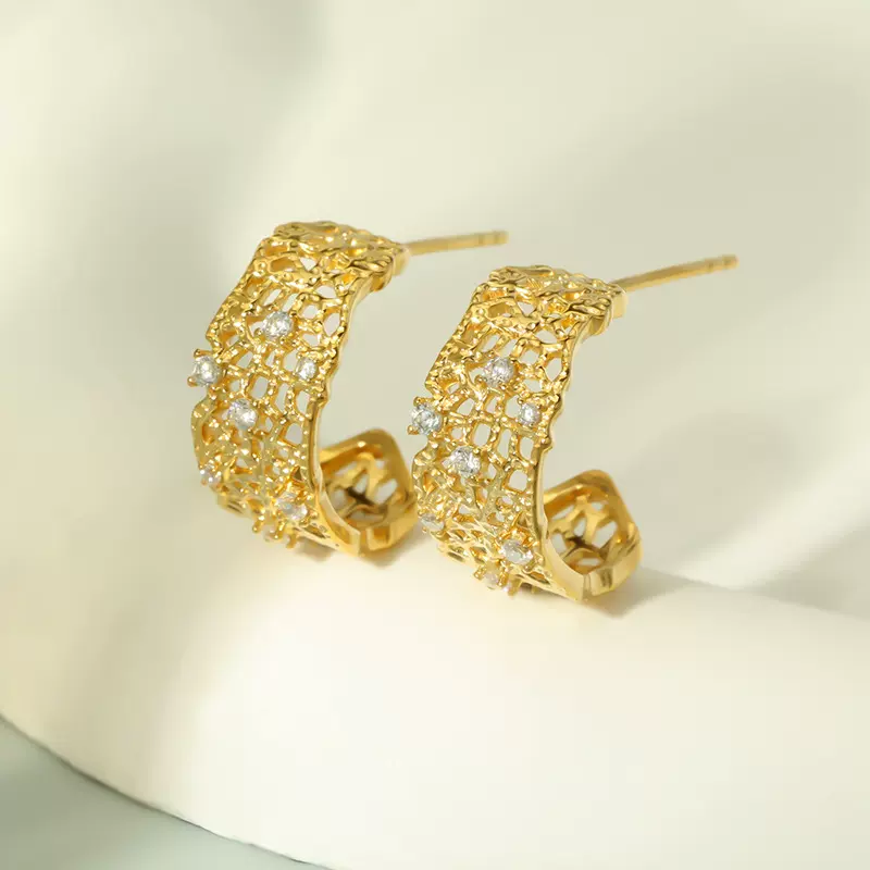 欧伊尼925纯银耳钉C型镂空蕾丝百搭气质耳环轻奢高级感度假风配饰