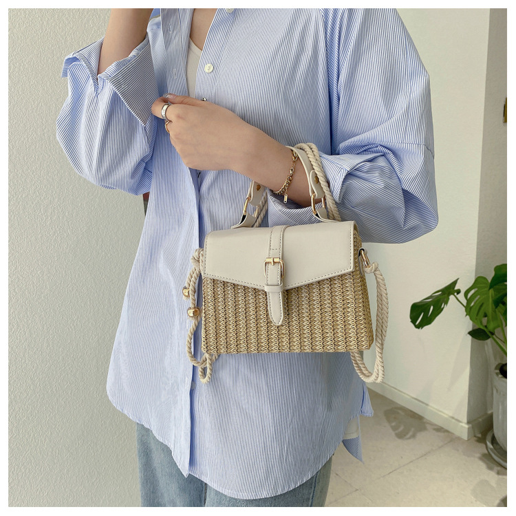 Fashion Contrast Color Straw Messenger Portable Small Square Bag Wholesale display picture 10