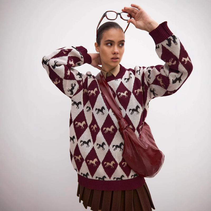 European and American Autumn and Winter Round Neck Knitwear Jacket 2025 New Long-Sleeved Knitwear Versatile Contrasting Jacquard Top Outer Wear