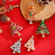 欧美气质圣诞款胸针时尚珍珠圣诞树胸针女可爱别致配饰小饰品批发