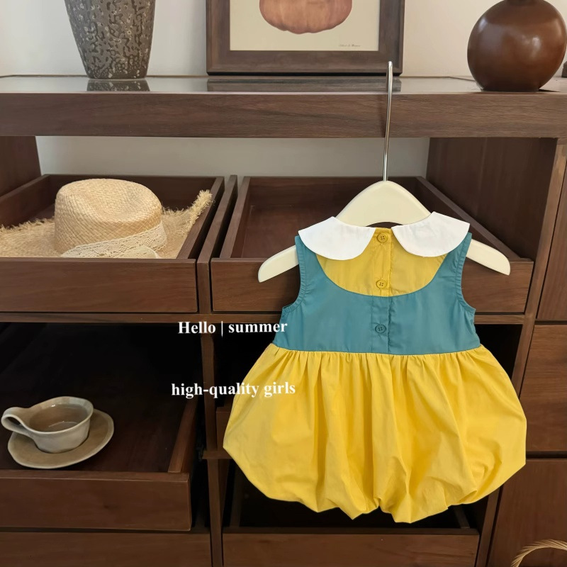 [Xianning Seven] ¡Original! Cos McDonald como dependienta, linda niña, papas fritas, cuello de muñeca, falda de botones florales de la universidad