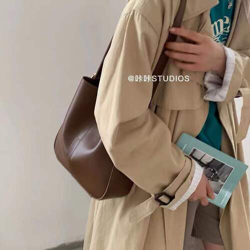 Bucket Bag Bag for Women Stylish Women Large Capacity Korean Version Crossbody Bag for Women Versatile Ins Unique Design Yuchuang Kang