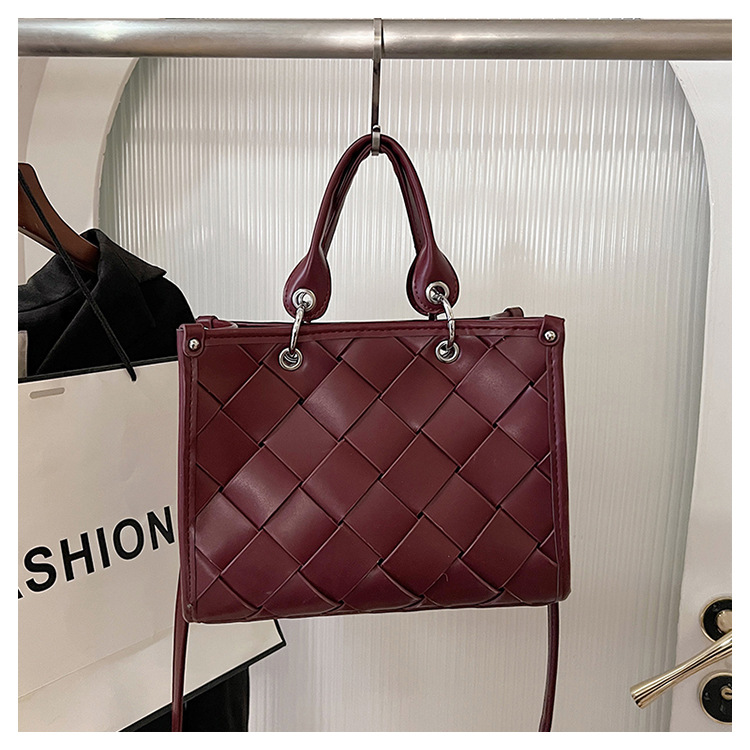 Frau Mittel Pu-leder Einfarbig Strassenmode Reißverschluss Handtasche display picture 4