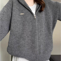 韩版灰色连帽针织开衫女秋冬新款慵懒风宽松毛衣外套百搭拉链上衣