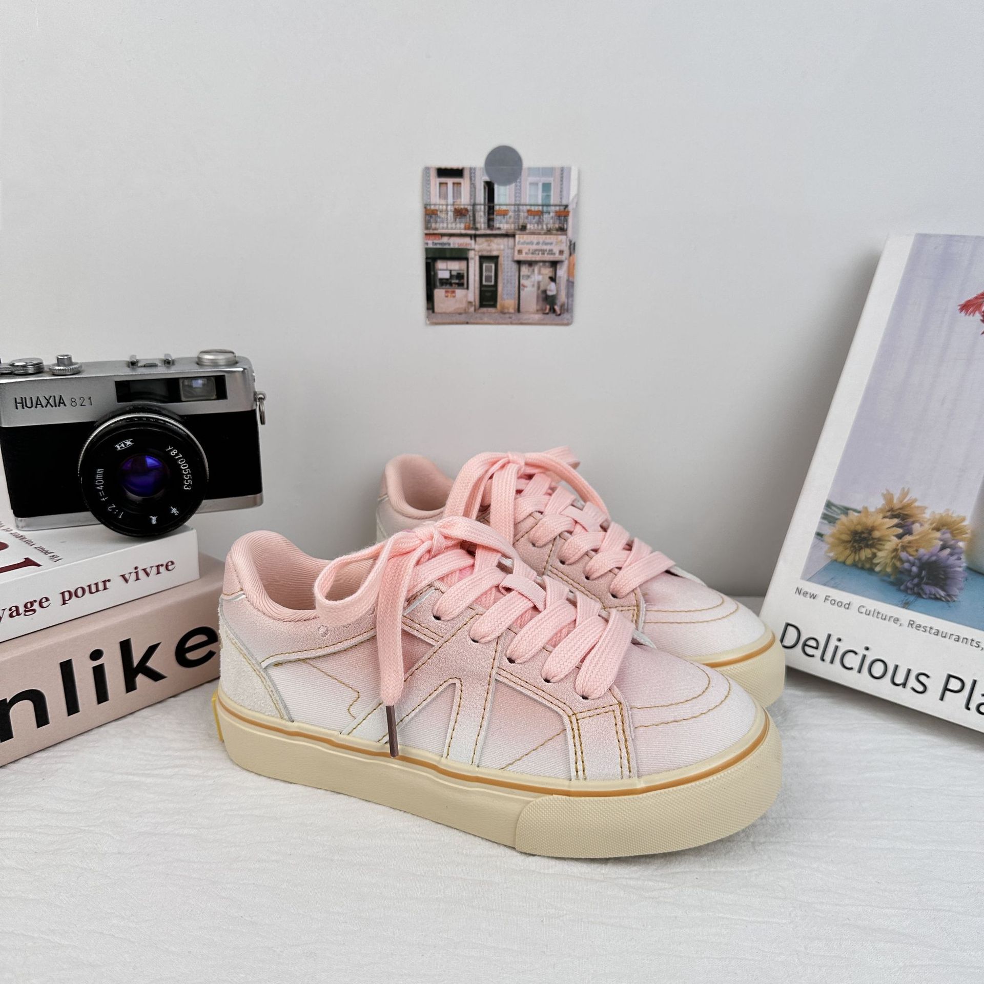 Zapatos de skate de larga onda para mujeres 2025 verano nuevos zapatos de lona variados zapatos de skate chic dopamina color zapatos casuales