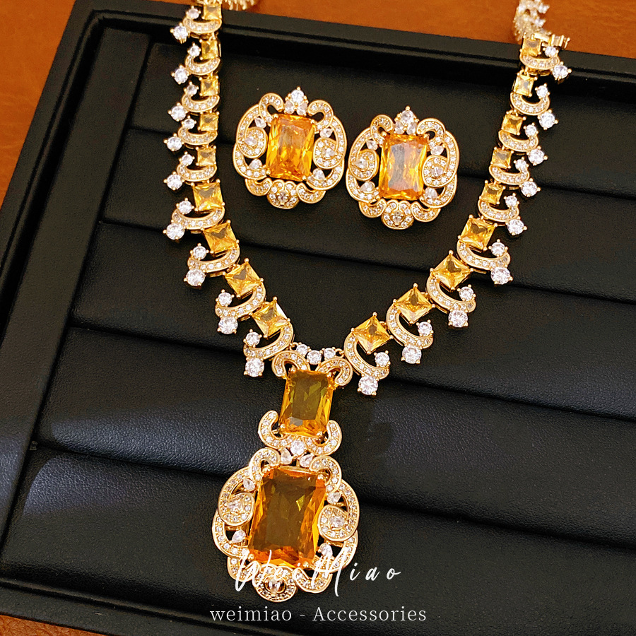 Palacio estilo de piedra cuadrada collar de encaje ligero lujo nicho collar de clavícula de alta calidad temperamento conjunto de joyas exquisitas