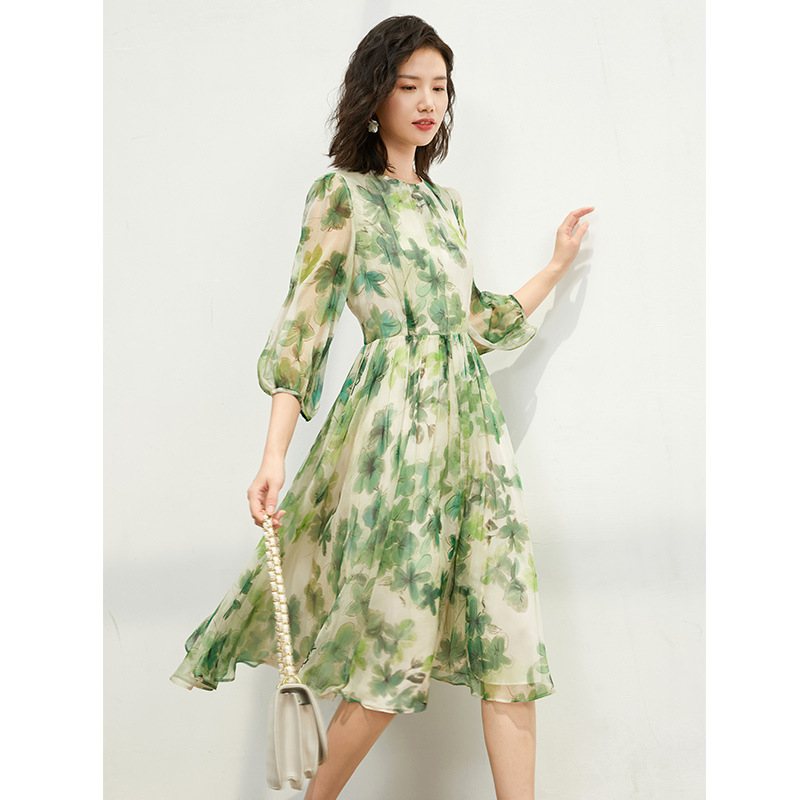Spring Green 2026 New Silk Dress Long Sleeve Mulberry Silk Mid-Length Gentle Style High Waist A-Line Long Dress