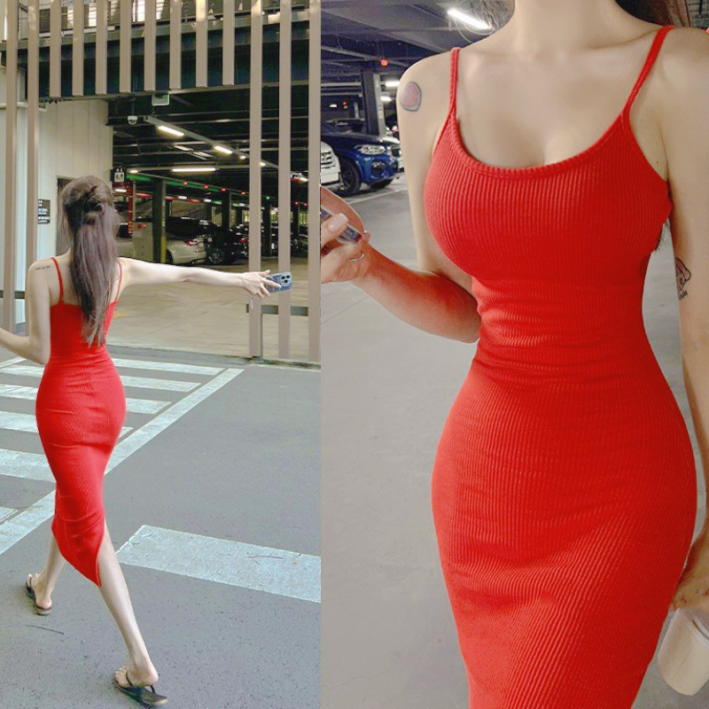 韩国东大门火辣性感超紧身显身材小红裙自信又漂亮吊带包臀连衣裙
