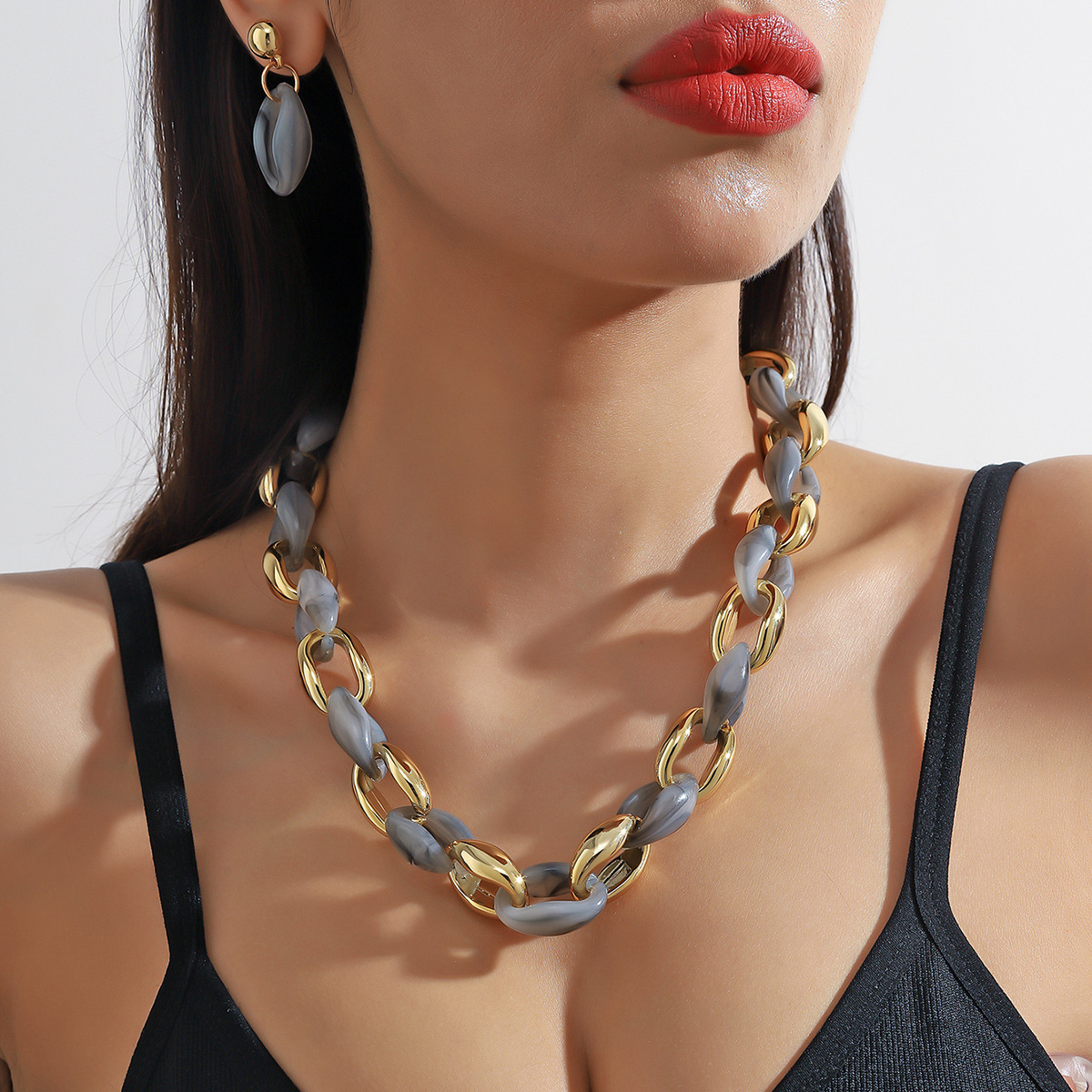 61g Weight Gold Plated Plating Material Jewelry Set Classification 1 Set Quantity Holiday, Daily Occasion Plastic, Resin Material Color Block Pattern Women's Gender Plating Design Basic Style Basic Color Block Plastic Resin Plating Gold Plated Women's Jewelry Set 1