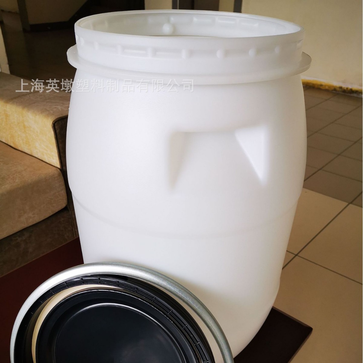 30L塑料圆桶 铁箍桶 塑料桶 圆形 法兰桶30L 化工桶 食品级塑料桶
