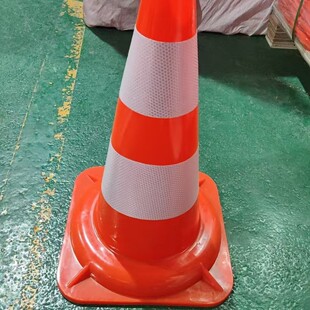 ����PVC�tɫ·�F��ɫ·��С��ѩ��Ͱ��ײ�F�o�m܇�g���÷���·�F