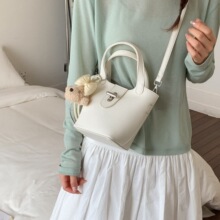 �������Ů���ļ���б�ٴ�о����¿�ˮͰ�˻@�ӆμ�ͨ��2026