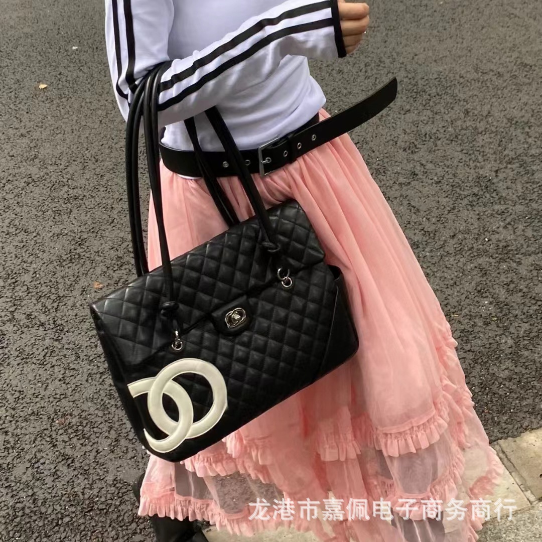 Vintage Kangpeng Black and White Panda Flip-Top Cf Quilted Tote Bag Shoulder Commuter Shopping Bag Women's Bag Retro Style
