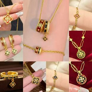 �S��ɫ���໨������Ů���p��С���OӋ���¶������{�m�Ų��i���