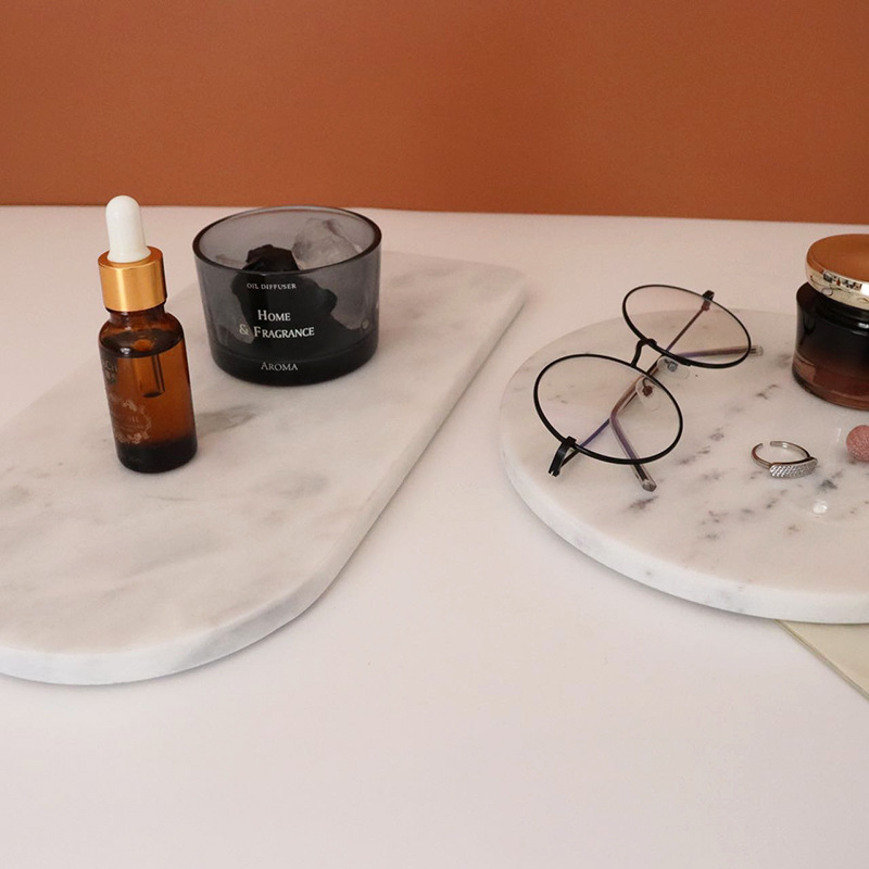 Bandeja de mármol natural semi-ovalada bandeja de almacenamiento cosméticos accesorios de tiro decoración suave del hogar