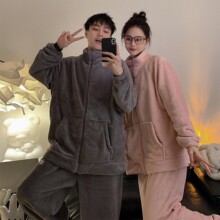 ������؈�q��H���s��ɫ���I���b���m�q�Ӻ���朱�ů��Ů˯��