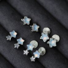 �����ǡ�������С�ɺ��s��ɫ���С���OӋ���¶��A����P�o����