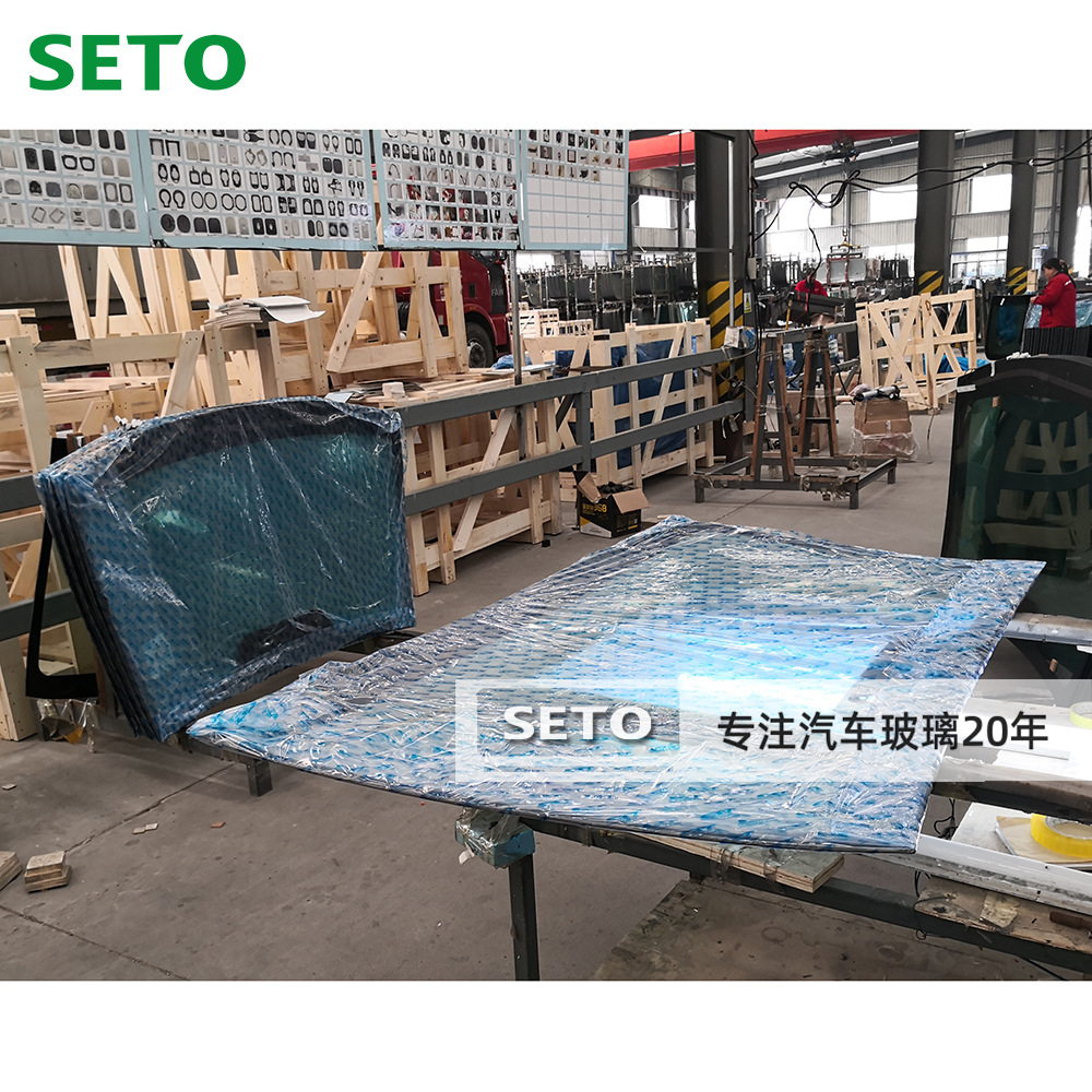 Автомобильное ветровое стекло SETO (ламинированное)