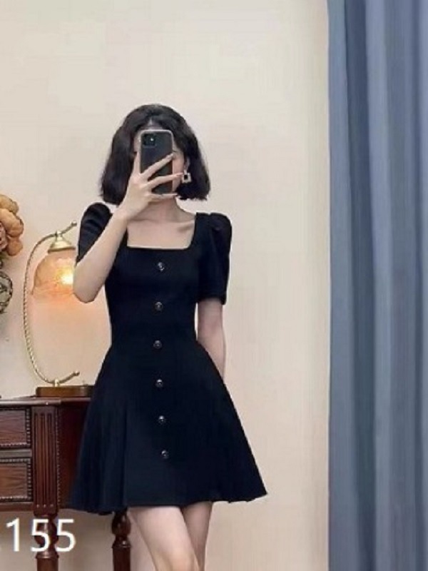Màu đen mẫu ngắn