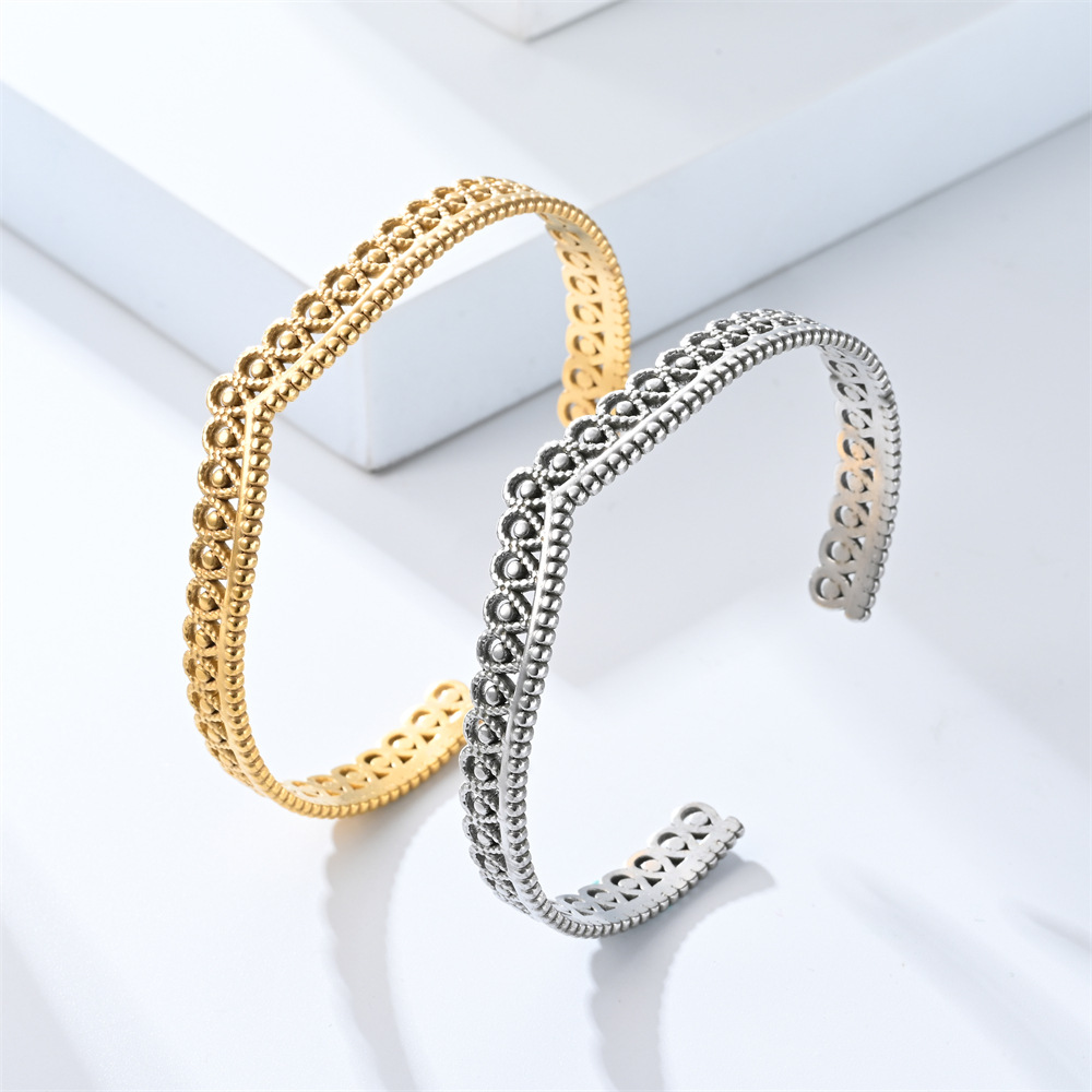 12g Weight Bangle Classification 1 Piece Quantity Casual Simple Style Crown Stainless Steel Polishing Hollow Out Bangle